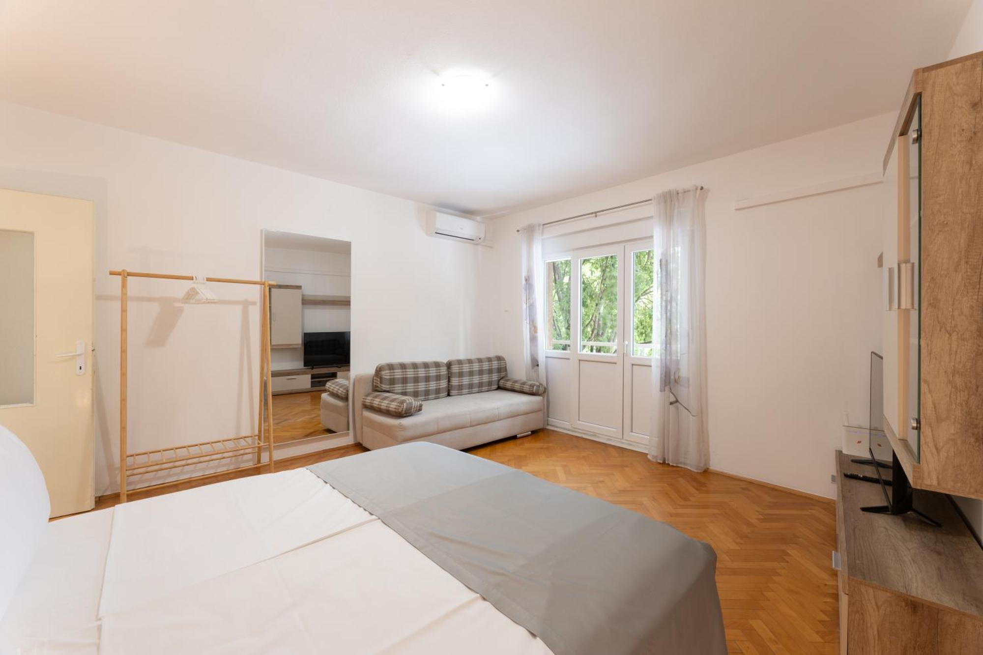 Apartment Central To Beach & Old Town Split Exterior photo